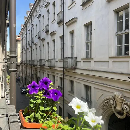 Cozy In The Historic Heart Daire *