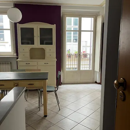Apartment Cozy In The Historic Heart Turin